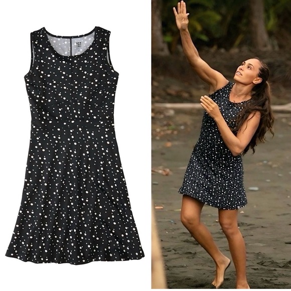 TITLE NINE Buttah Dream Active Dress in Celestial Dot Size Large - Picture 1 of 14